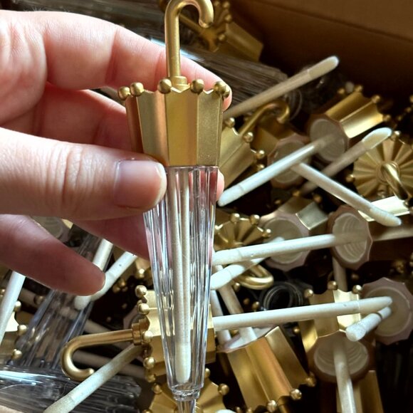 Gold umbrella lip gloss tubes( Full box) - Picture 3 of 4